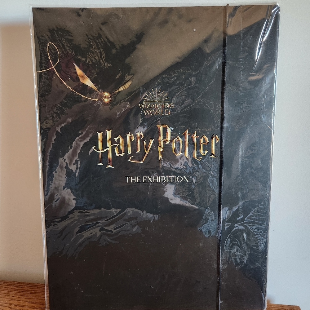 Harry Potter The Exhibition Folder
